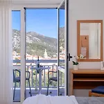 Guest house Longin - Zf Hvar 3*