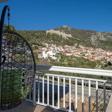 Longin - Zf Hvar 4*