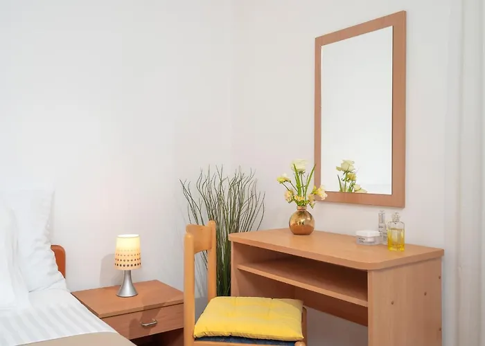 Guest house Longin - Zf Hvar 4*