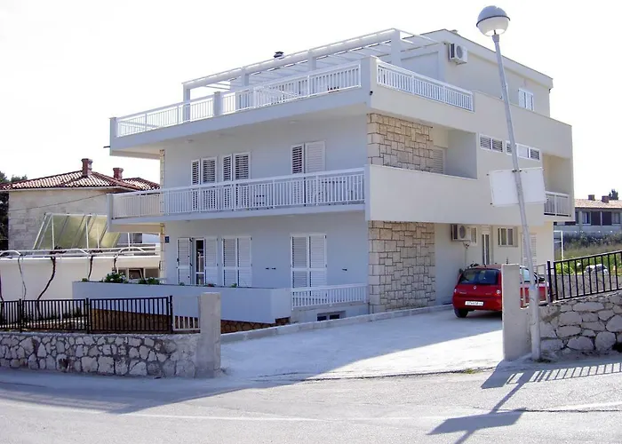 Pensión Longin - Zf Hvar